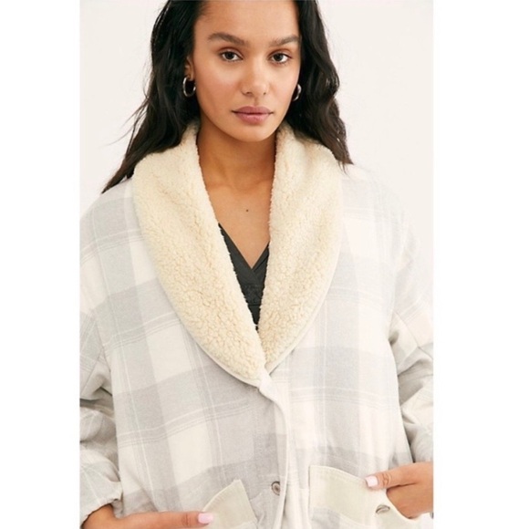 We The Free / Free People Woodlands Sherpa Flannel Plaid Cabin Jacket - Picture 3 of 11